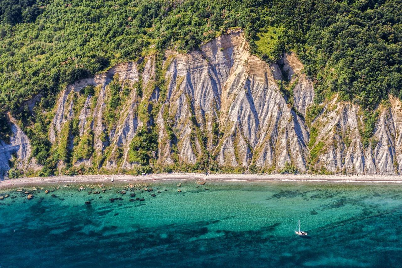 Barbara Piran Beach Hotel Dış mekan fotoğraf